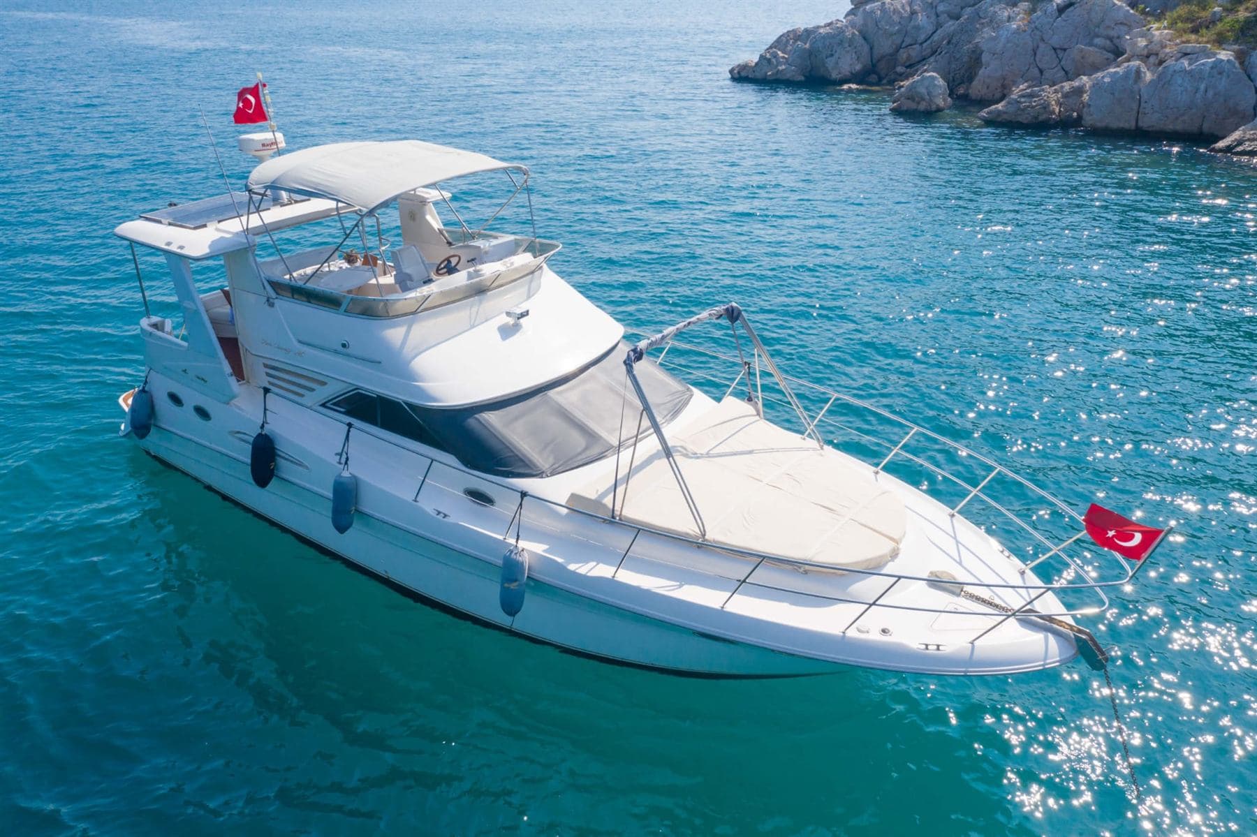 Serenity Motor Yat boat photo 1