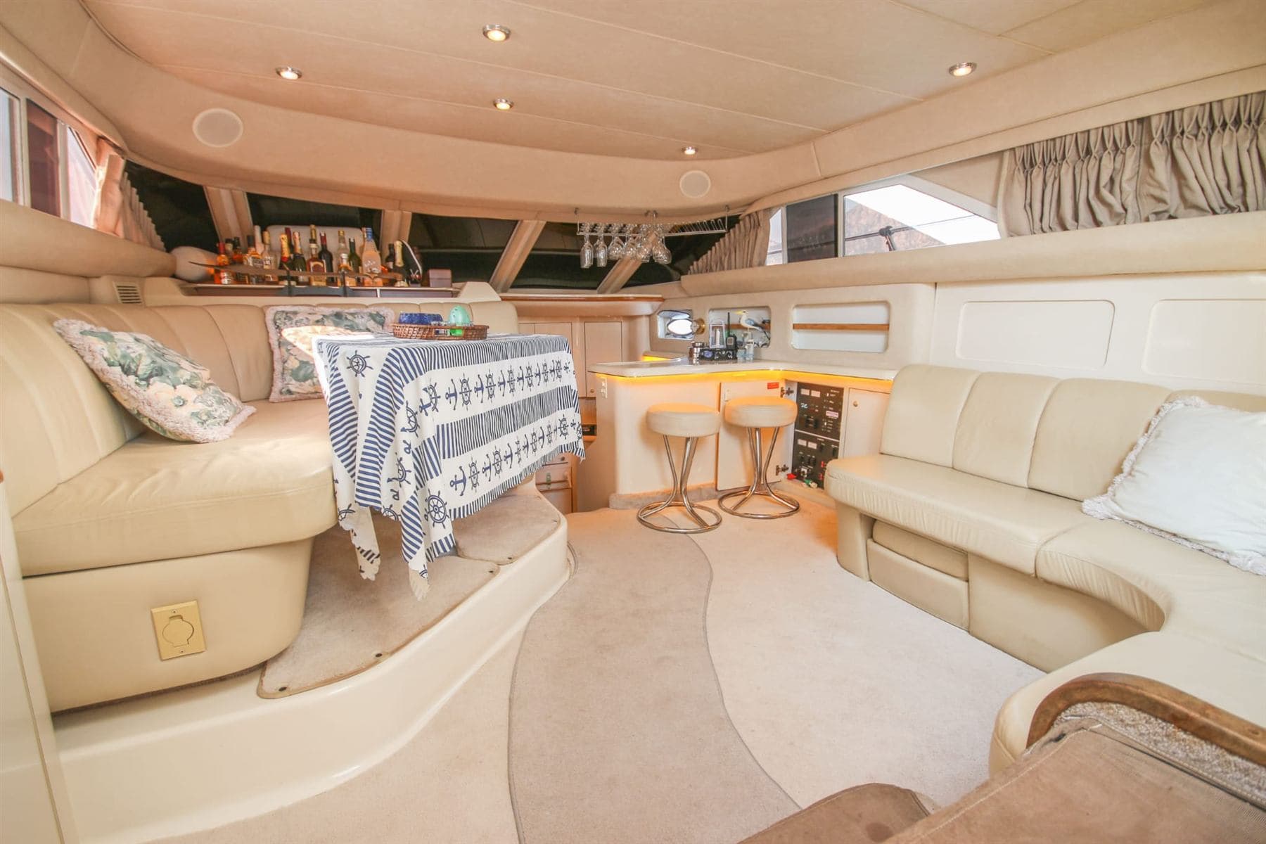 Serenity Motor Yat boat photo 8