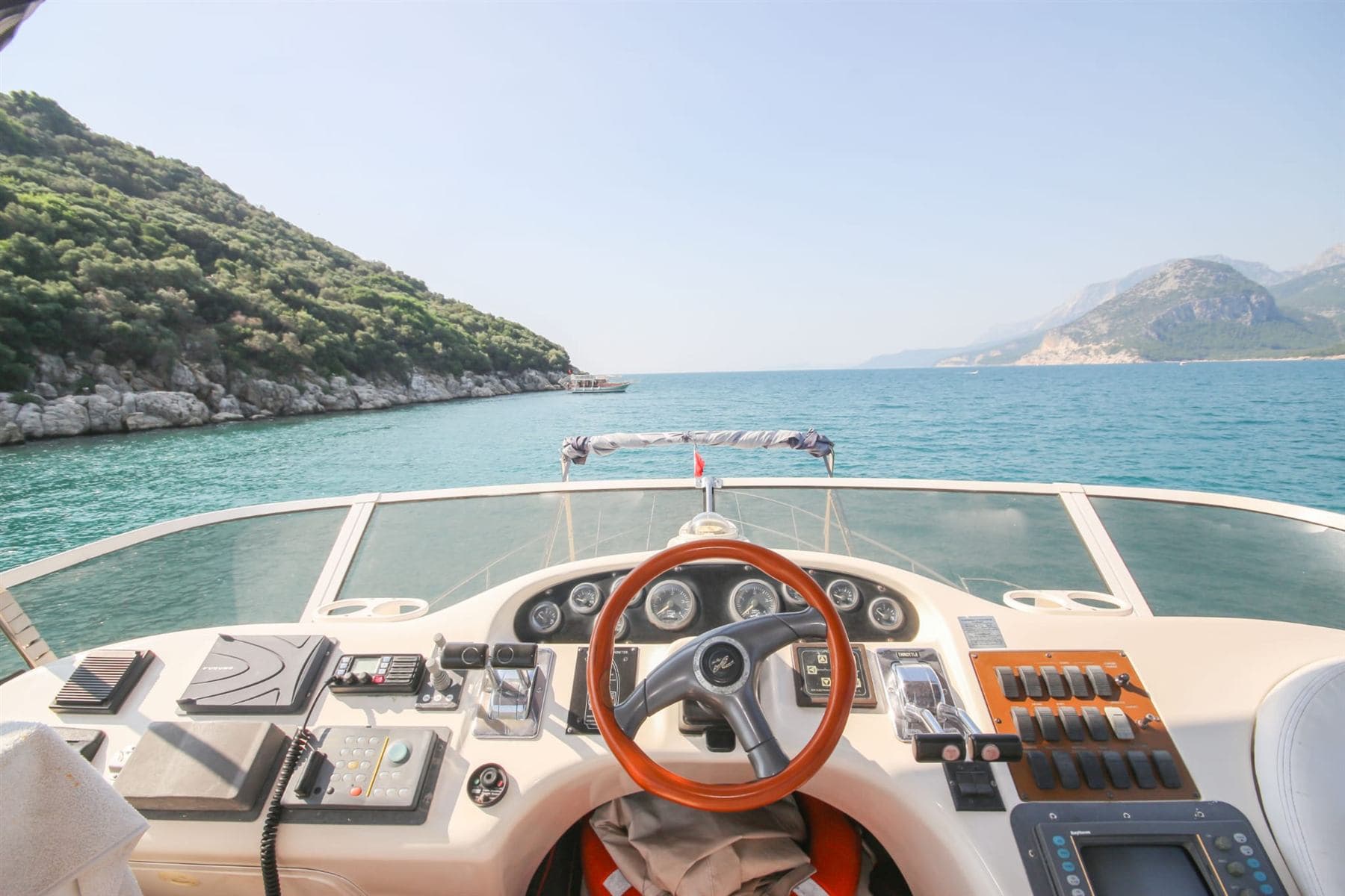 Serenity Motor Yat boat photo 14